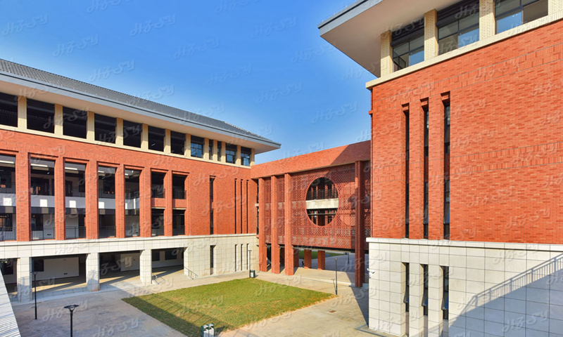 开学季，，，，，壹定发助力一波校园上新