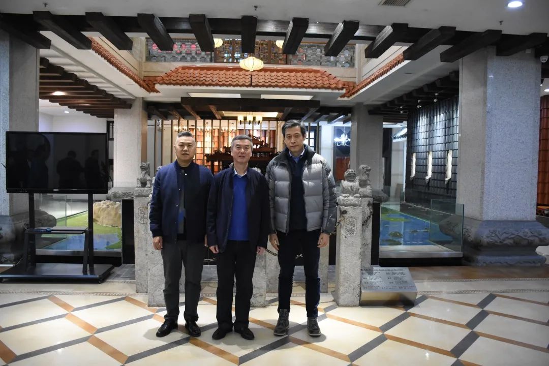 企业快讯 | 中国修建卫生陶瓷协会会长缪斌一行莅临壹定发瓦业旅行交流